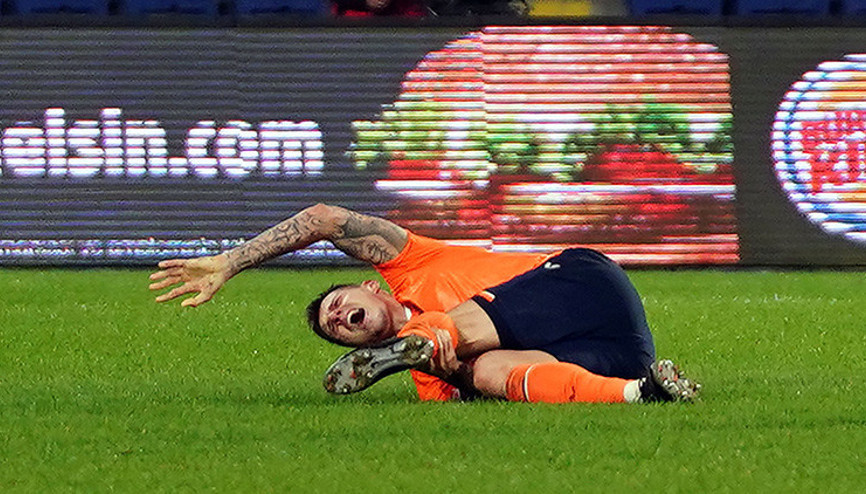 Medipol Başakşehirli futbolcu Skrtel ameliyat edildi
