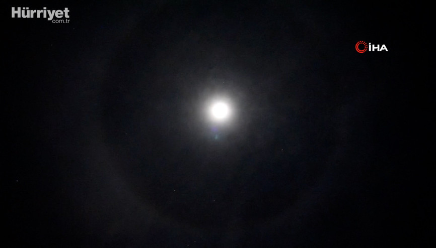 Ay halesi oluştu, vatandaşlar ilgiyle takip etti