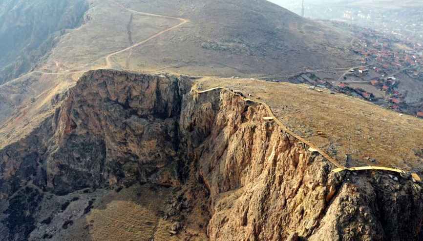 Divriğinin tarihi ve doğası, seyir terasından izlenecek