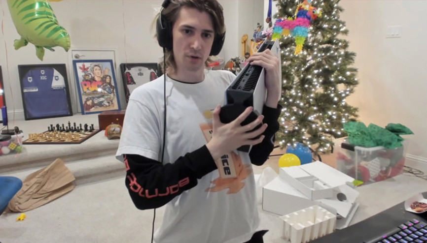 xQc bilgisayarında neden hile dosyası olduğunu açıkladı