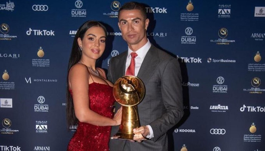 Cristiano Ronaldo sosyal medyada 500 milyon takipçiye yaklaştı