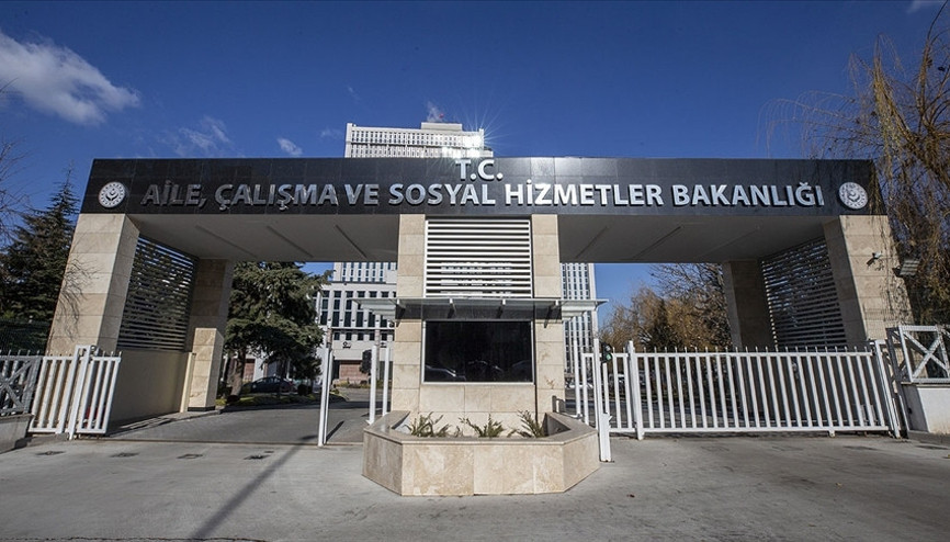 Aile, Çalışma ve Sosyal Hizmetler Bakanlığı 250 uzman yardımcısı alacak İşte başvuru şartları