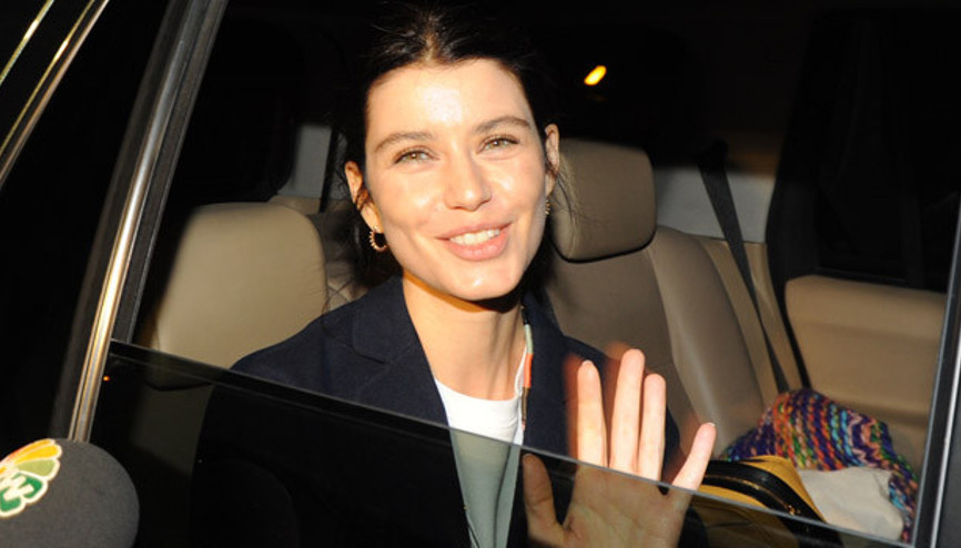 Beren Saat: Yeni yılda Kenanla birlikteyim