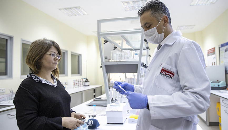 Türk bilim insanlarından koronavirüs teşhisini 10 saniyeye düşüren sistem