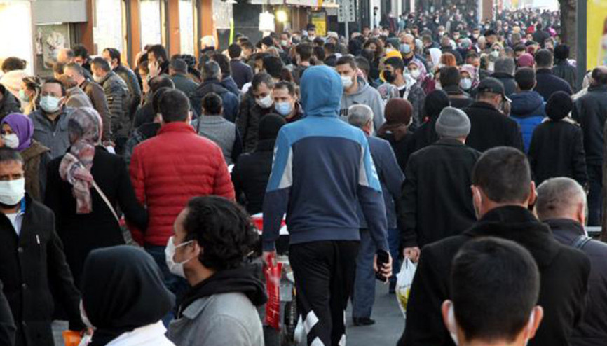 Kayseri’de, kısıtlama öncesi alışveriş yoğunluğu
