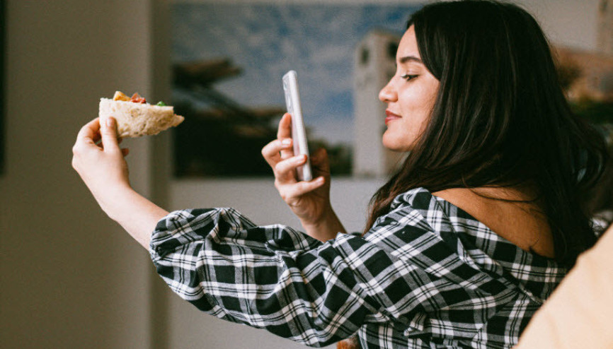 Influencer pazarlamasında yasal yükümlülükler neler