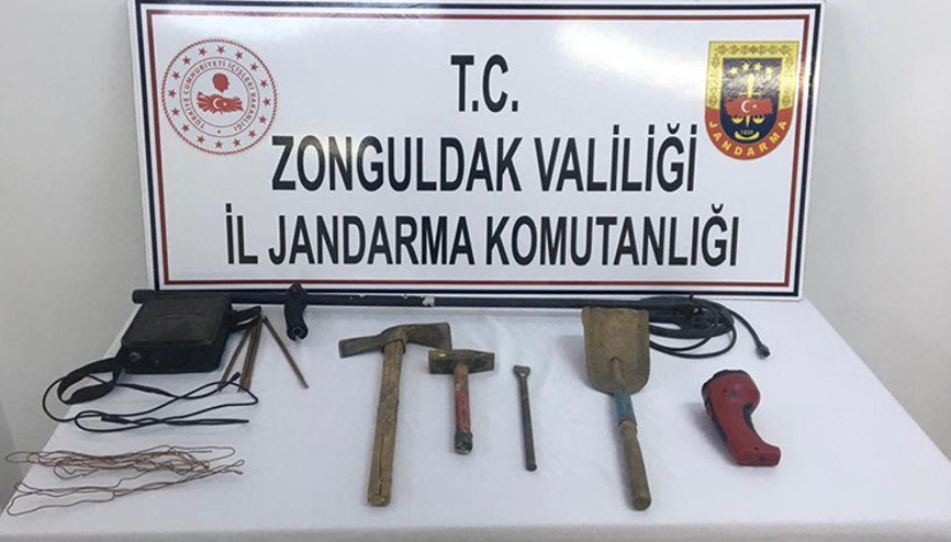 Jandarmadan izinsiz kazıya suçüstü