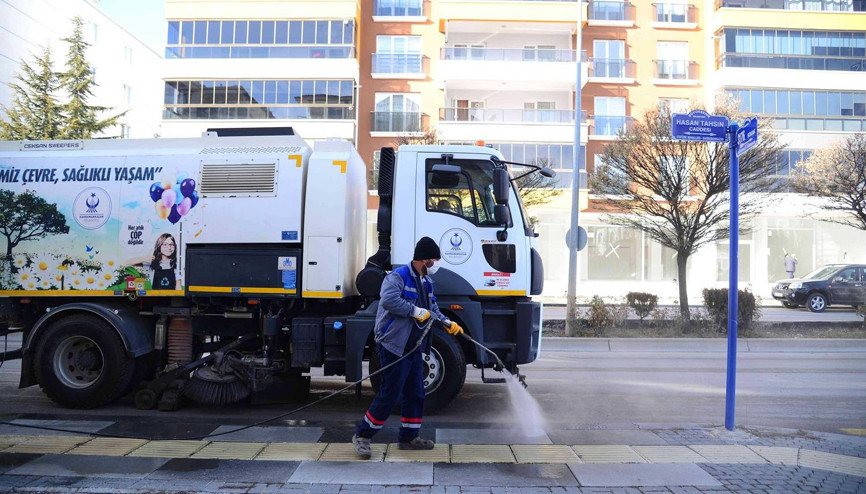 Tüm ortak alanlar dezenfekte ediliyor