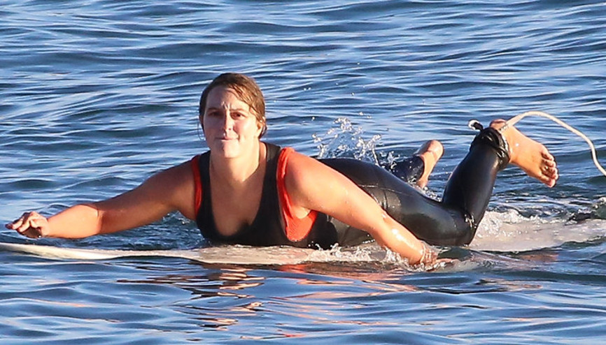 Sörf derslerine devam