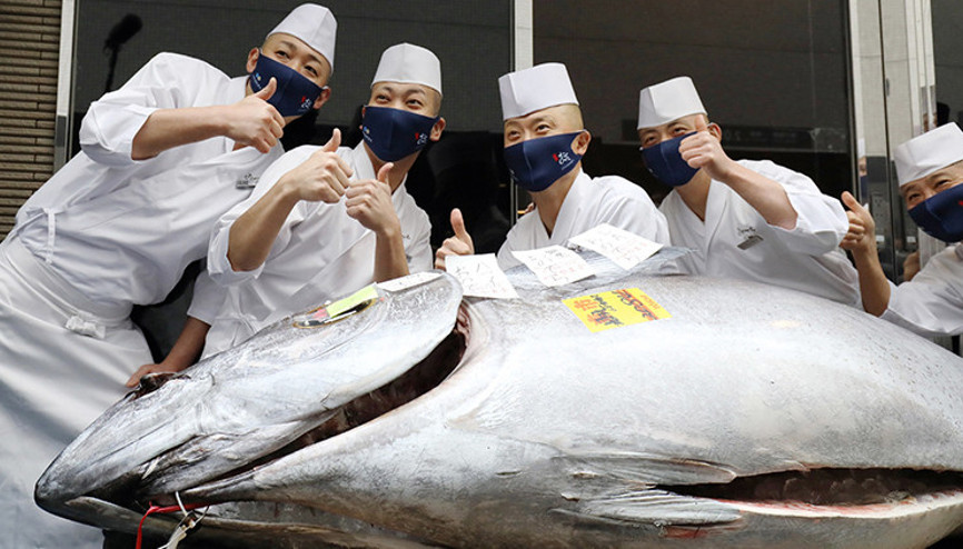 Tokyodaki balık pazarında geleneksel yeni yıl mezatı