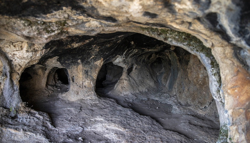 Türkiyenin içinde insan yaşamış en büyük mağarası: Karain