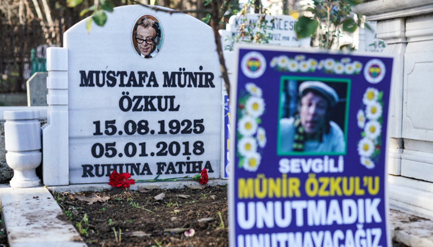 En sevdiğimiz Fenerbahçeli babamdı Münir Özkul, ölümünün 3. yıldönümünde anıldı
