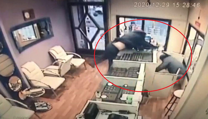 Ankaradaki olayda detaylar beli oldu... Suç işlemeye otostop çekerek gitmişler