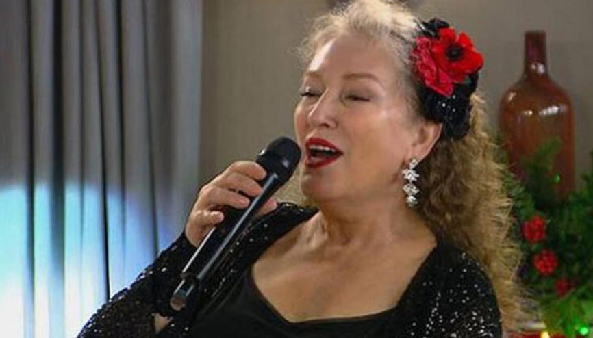 Suzan Kardeş kimdir kaç yaşında Doya Doya Modada Suzan Kardeş sürprizi...