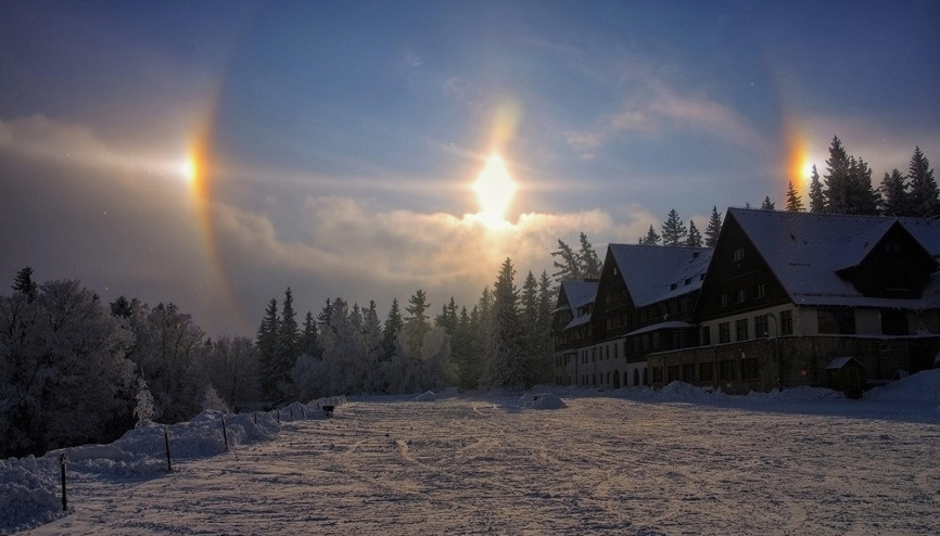 Dünyayı şaşkına çeviren doğa olayları... Özellikle yalancı güneş korkuttu