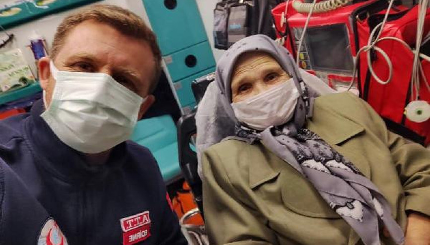 Naim Süleymanoğlunun annesi tedavi için Türkiyeye getirildi