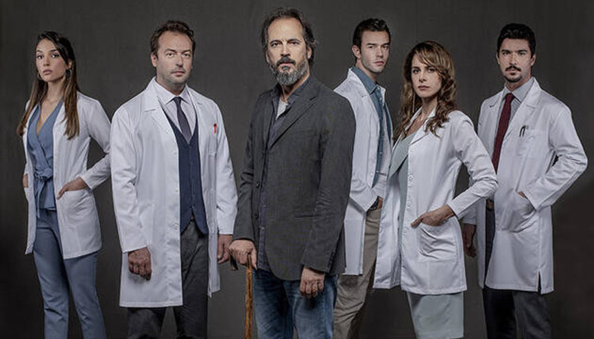 Hekimoğlu oyuncularına anlamlı hediye...