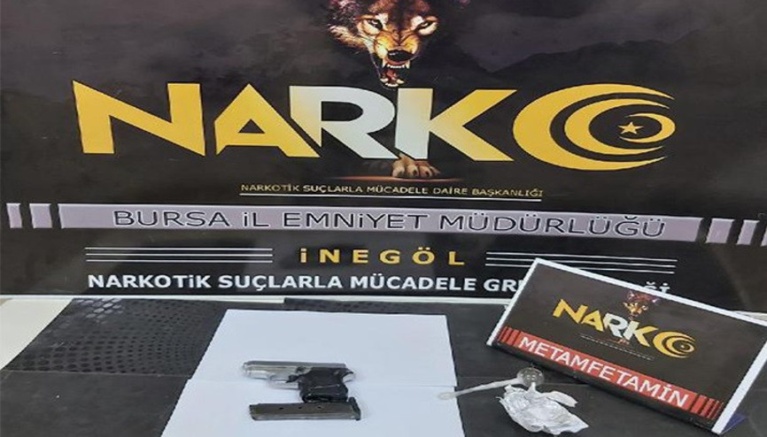 Polisten kaçan motosikletli kaza yapıp yaralandı, üzerinden uyuşturucu ve tabanca çıktı