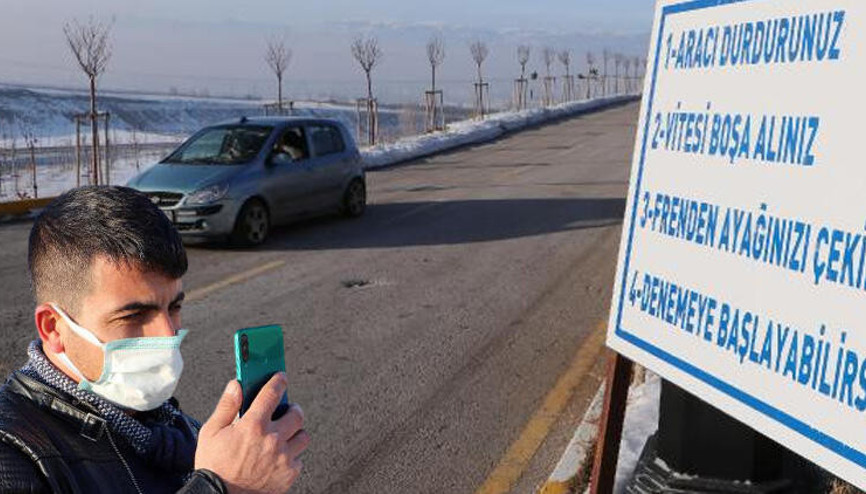 Erzurumda yer çekiminin olmadığı iddia edilen yol şaşırtıyor