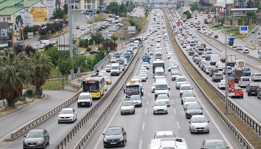 Aracı olan herkesi ilgilendiriyor Egzoz emisyon cezası 2 bin 67 lira