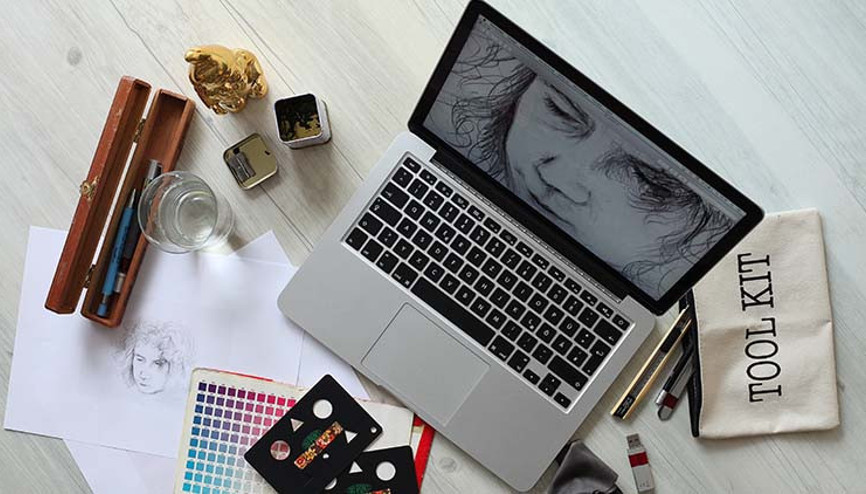 Çalışma Masanızı Daha Zevkli Hale Getirmenin İpuçları Çalışma Masanızı Daha Zevkli Hale Getirmenin İpuçları