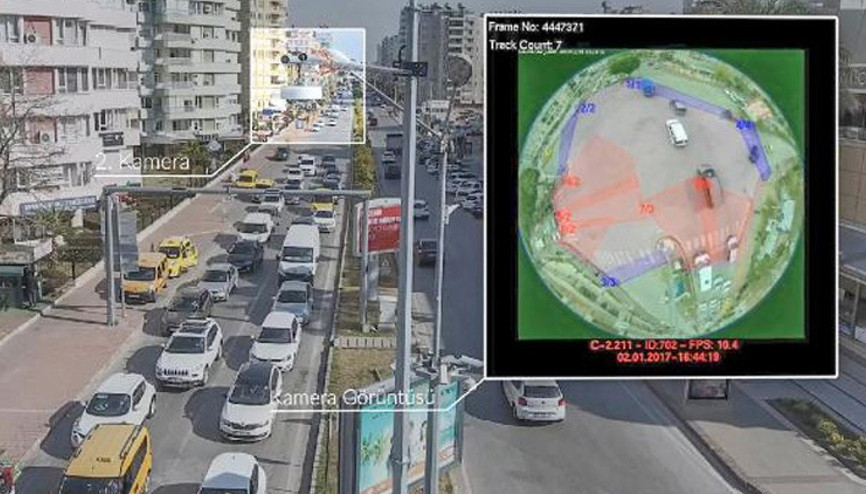 Antalyada yoğun trafiğe akıllı sinyalizasyon sistemiyle çözüm