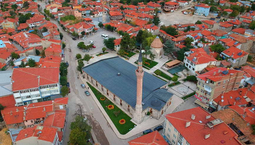 Bir Bozkır Masalı: Sivrihisar Bir Bozkır Masalı: Sivrihisar