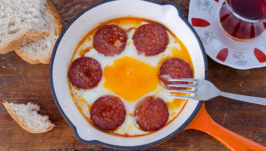 Afyonla Kayserinin sucuk rekabeti Avrupa arenasına taşındı Afyonla Kayserinin sucuk rekabeti Avrupa arenasına taşındı