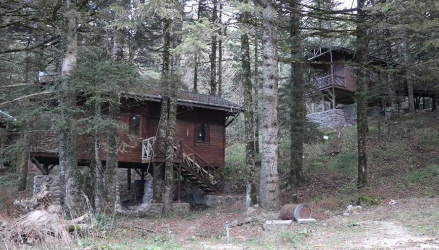 Gölcük Tabiat Parkı’nda 25 bungalov ev 3 yıldır atıl halde bekliyor