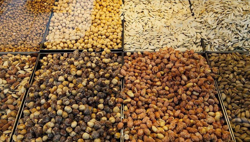 Yılbaşında marketlerden en çok beyaz et, kuruyemiş ve meyve satın alındı