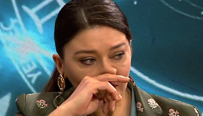 Nurgül Yeşilçay: Annem ölünce darmadağın olduk