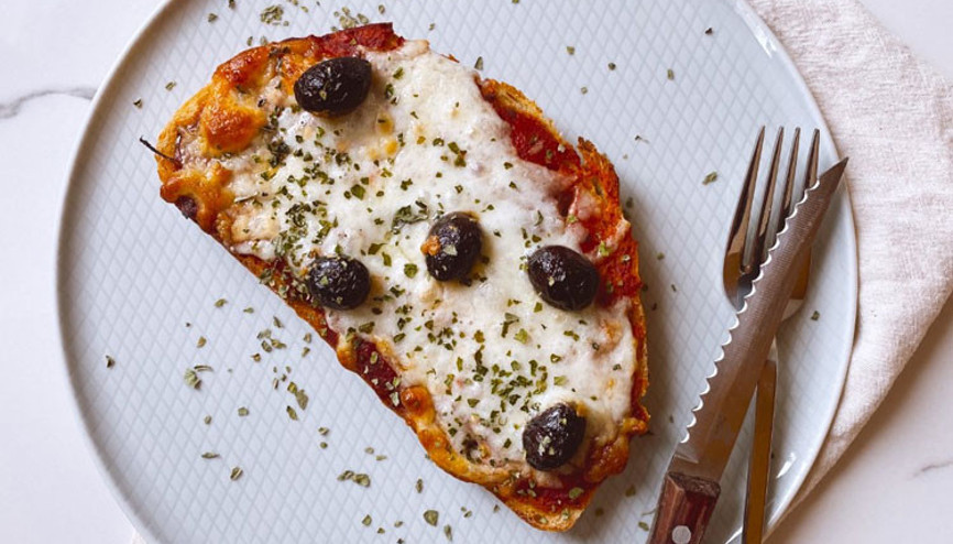 Hem çocuklara hem büyüklere ekmek pizza