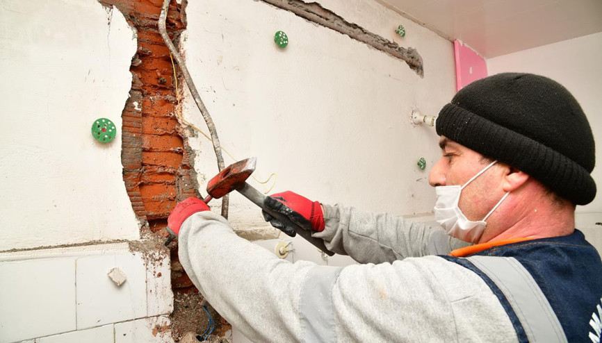 Patlayan boruya acil müdahale