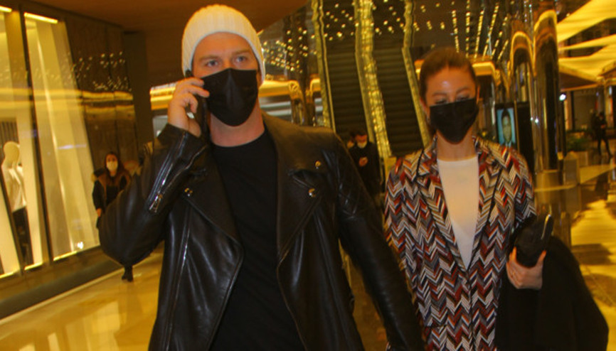 Kıvanç Tatlıtuğun stili eşine emanet