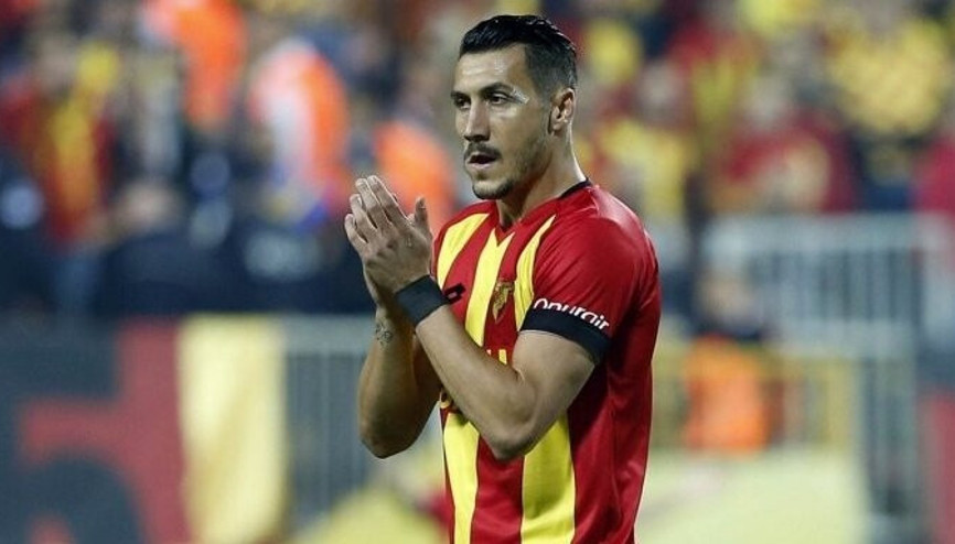 Göztepeli taraftarlar forvet kampanyası başlattı Adis Jahovic...