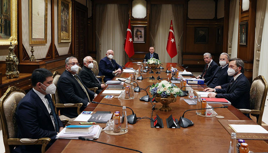 YİK sonrası flaş açıklamalar: Batı ırkçı yüzünü belli etmeye başladı