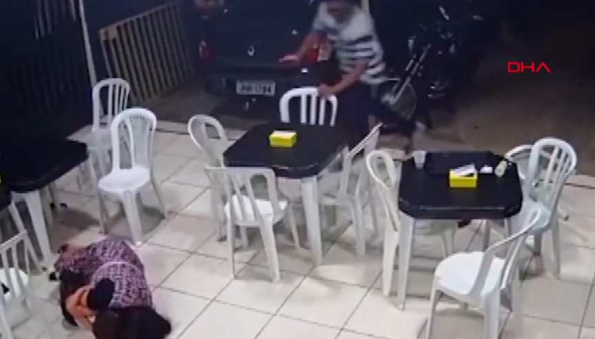 Brezilyada 6 aylık hamile kadın oğlunu silahlı soyguncudan böyle korudu