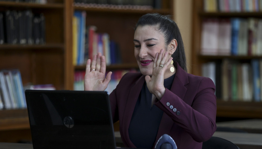 Bana Bir Masal Anlat Öğretmenim