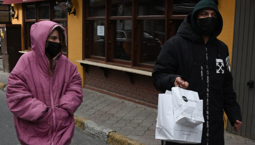 Aslı Bekiroğlundan ilk poz