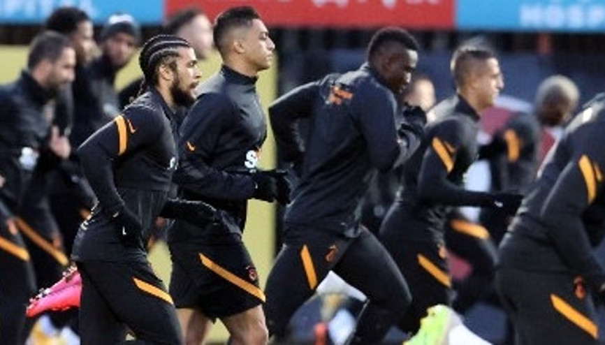 Galatasarayda Mohamed ve Yedlin takımla çalıştı