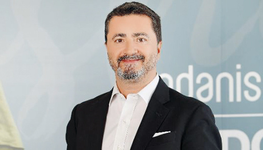 Tüm çalışanlarını şirkete hissedar yaptı