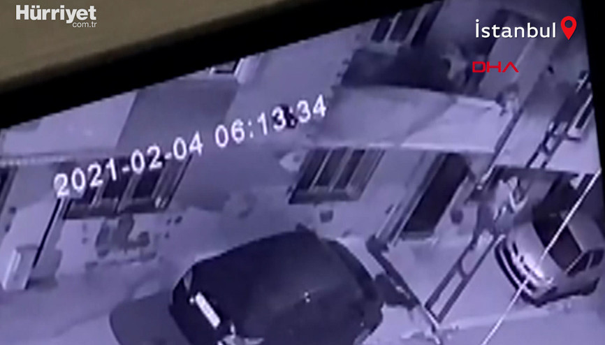 Avcılarda aydınlatma direğini merdiven gibi kullanan hırsız kamerada