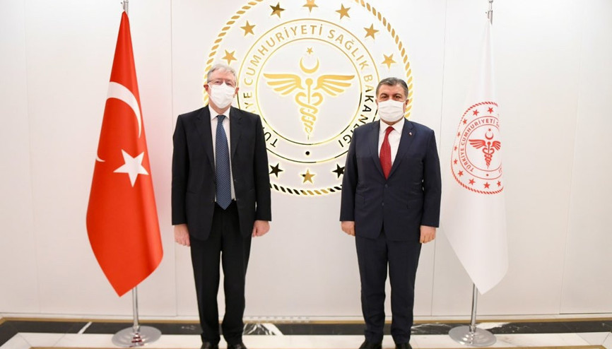 Bakan Koca, Macaristan Dışişleri Bakanı Szijjarto ve Büyükelçi Gaiani ile görüştü