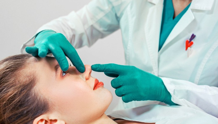 Ameliyatlı ve Ameliyatsız Burun Estetiği Operasyonları