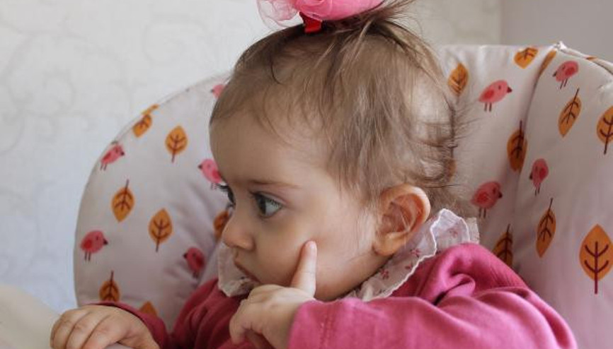 15 aylık Zeynepe ilik nakli için ailesi uygun donör arıyor 15 aylık Zeynepe ilik nakli için ailesi uygun donör arıyor