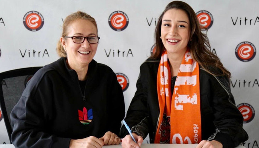 Eczacıbaşı VitrA, Hande Baladın ile sözleşme yeniledi