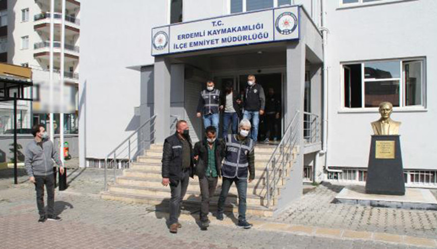 Erdemli’de kablo hırsızları yakalandı