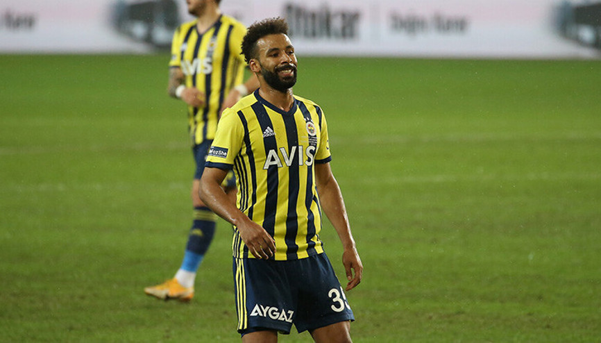 Fenerbahçede Nazım Sangareden galibiyet yorumu Daha iyi oynayabilirdik