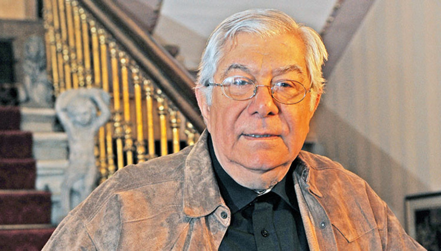 Yazar Demir Özlü vefat etti