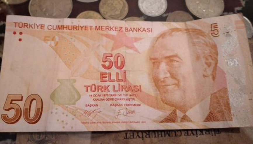 Hatalı basım 50 TLyi satışa çıkardı